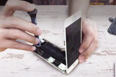iPhoneの修理内容や料金は大手キャリアと格安SIMで変わるのか?