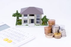 中古不動産の売却価格の見積もりを高くする方法は?一括査定サイトは便利?