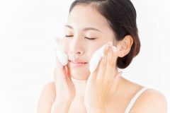 気になる黒ずみ毛穴もスッキリ!いま注目の酵素洗顔の効果とは??