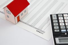 住宅ローンの保証料は一括払前払いと分割払いはどちらがお得?