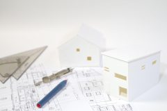 住宅金融支援機構の長期固定金利住宅ローン「フラット35」の仕組みとメリット・デメリット