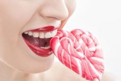 痛っ!知らないうちに虫歯が。原因は??虫歯はこうやってできていた!