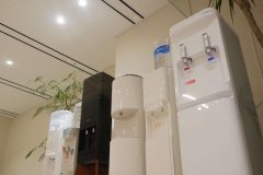 一番安いウォーターサーバーはどこ?水代、電気代、月額費用で徹底比較!