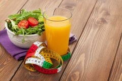 抜け毛対策に食生活を見直す!抜け毛の予防・対策のための食べ物♪