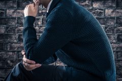 男性が永久脱毛するならどの店を選べばいい?サロン・クリニックの脱毛方法を比較