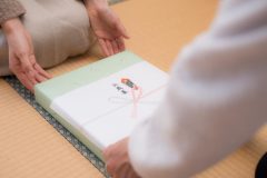 お歳暮マナー講座。贈る時期はいつからいつまで?関東と関西で違う?
