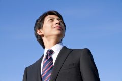 【学生の内からFXを始めるメリット】経済の学習に!就活にも役立つ!