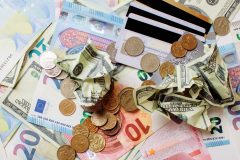新たな基軸通貨と期待されながらも、問題続出の「ユーロ(EUR)」