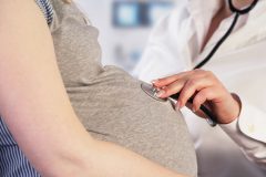 知っておくと安心!妊婦健診とは?頻度、費用、内容、服装、持ち物まとめ