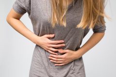 妊娠初期の出血はどうして起きるの?生理みたいなのは大丈夫?