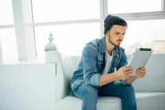 「hatto(ハット)」人気のヘアケアサプリの口コミは?成分や価格も紹介