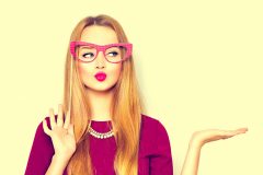 老眼は予防できる?目を元気にする食材から生活習慣見直しで目のエイジングケアを始めよう♡
