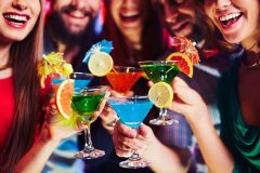 アルコールは便秘になる?予防される?便秘の時にお酒は飲んでもいいの?