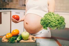 妊娠中の食生活はバランス重視!赤ちゃんとママに必要な栄養素とは?