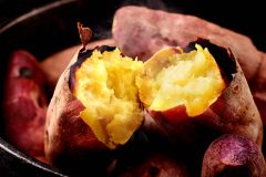 ホックホクのサツマイモ♡食べ方を間違えると便秘になる!?