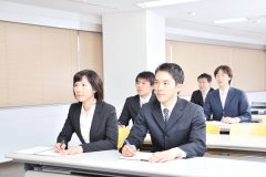 転職先の企業の探し方!転職セミナーへ参加するメリット・デメリット