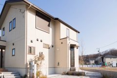 外壁塗装の耐用年数はどれくらい?施工の必要なタイミングを知ろう