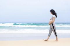 妊婦でも簡単に運動できる!マタニティウォーキングの効果と歩き方とは?