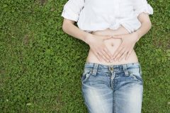 薬局ですませたい!市販の便秘薬に頼るときの選び方は?