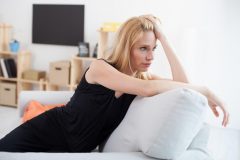 エストロゲンが減少していくと更年期がつらくなる!増やすにはどうしたらいい?
