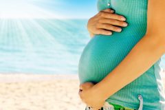 暑くてだるい…妊娠中の夏バテ乗り切り法とは?つわりとの見分け方は?