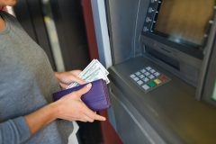 カードローン無人契約機で24時間簡単便利!上手な利用方法を紹介