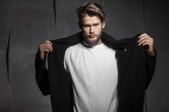 加齢臭よりもキツイ体臭?!男性特有の不快なにおいは「ミドル脂臭」だった!