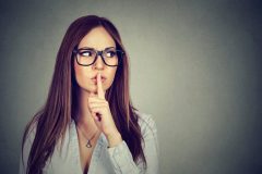 在籍確認なし、電話連絡なしで誰にもバレないカードローンはあるの?