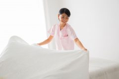 看護師資格を活かして介護施設で働きたい方へ!転職テクニックを紹介