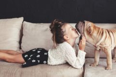 くさいって思われたくない!体臭のメカニズムと原因とは
