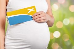 妊娠中に飛行機に乗れるのはいつまで?搭乗するときのポイントはある?