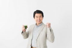 青汁で対策できる?喫煙によって発生する活性酸素や減少するビタミンとは?