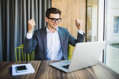 転職エージェントや転職サイトを利用するメリット・デメリットは?