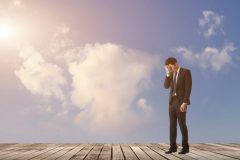 朝起きて仕事に行きたくないと憂鬱になったら読んで欲しい転職のススメ