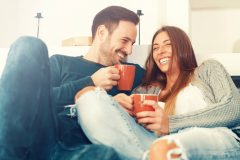 お揃いのペア財布の選び方は?カップルにおすすめの人気ブランド!