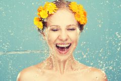 生オイルで潤いのある毎日を!「うるリノレン」の成分や口コミって?