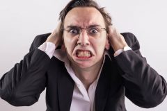 給料が低くてやる気が出ない・・転職で年収アップするための方法は?