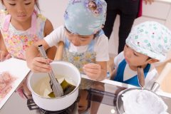 実は簡単!和食の基本「昆布」と「かつお」の美味しいだし汁の作り方