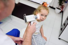 子供にイボができたけど大丈夫なの?イボの種類と原因、治療法も紹介