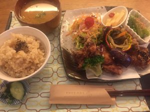 唐揚げランチ