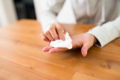 手汗が急に出る原因は?実はストレスだけじゃないんです!